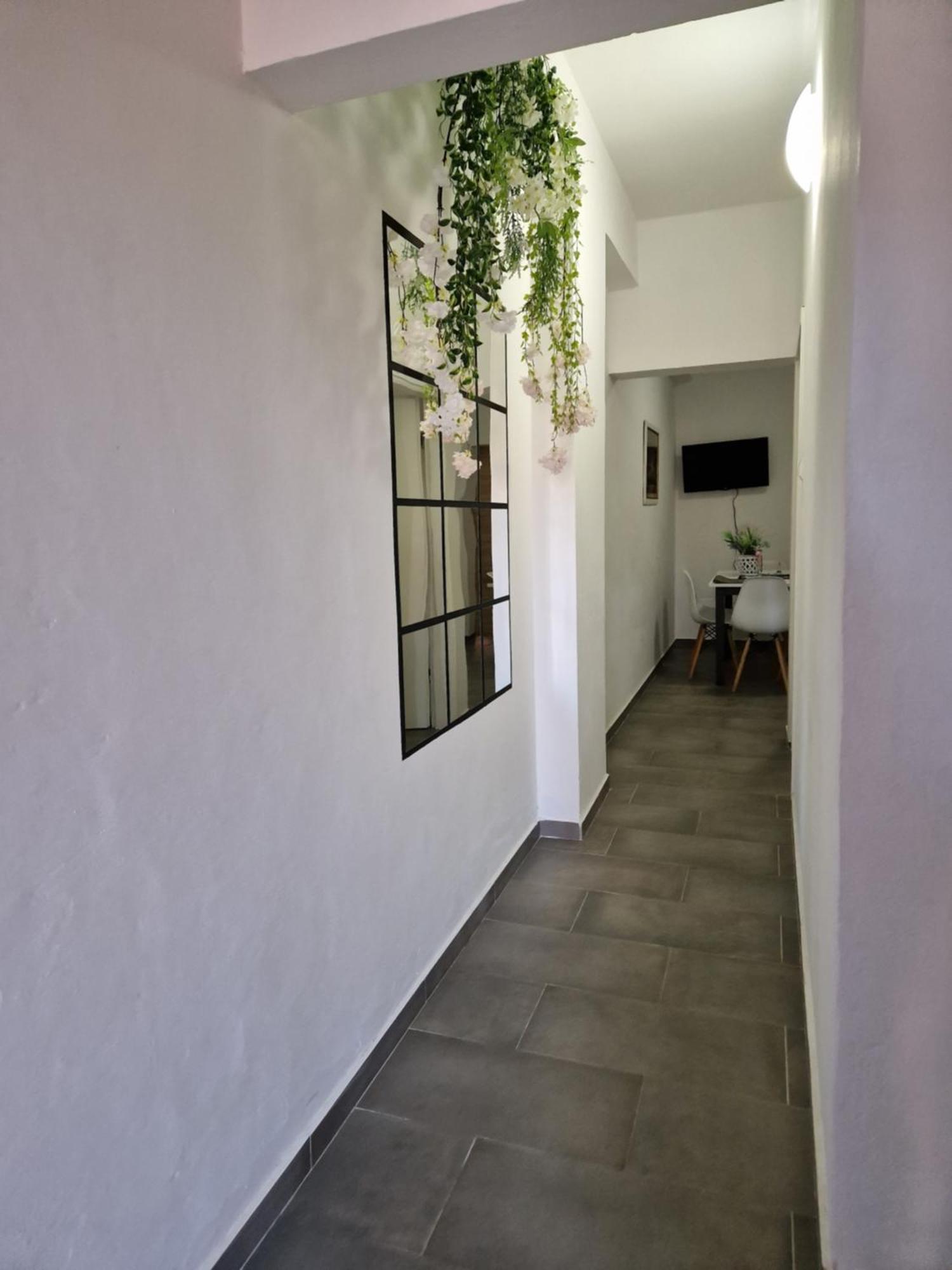 Aurelia Apartments, Vir Eksteriør bilde