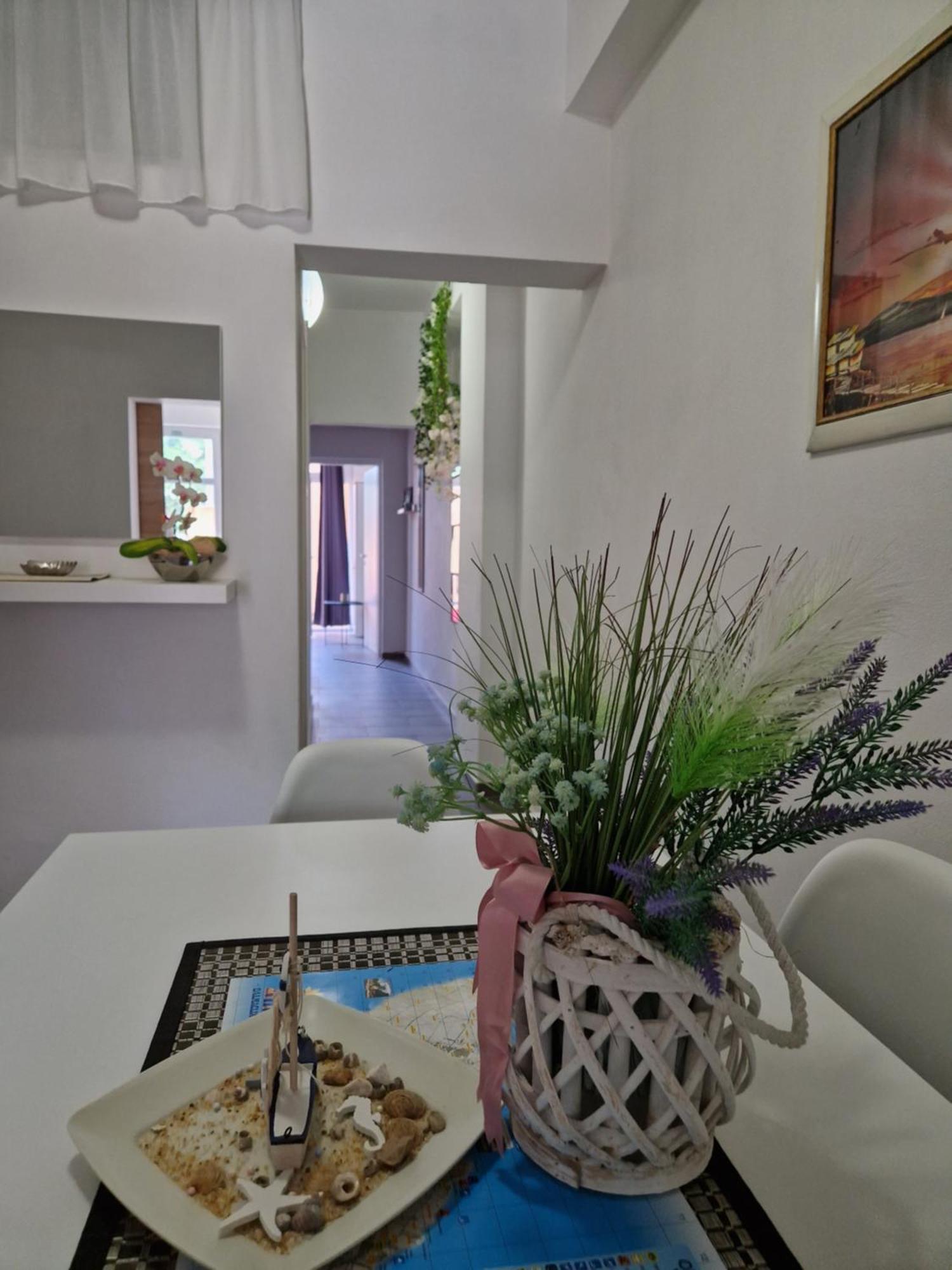 Aurelia Apartments, Vir Eksteriør bilde