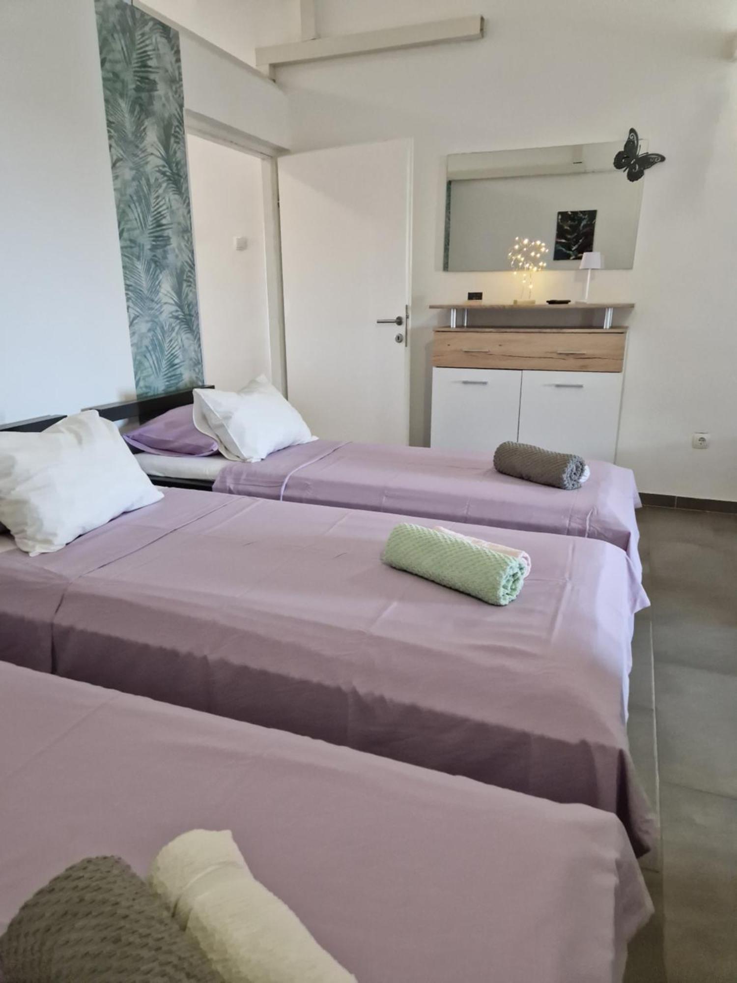 Aurelia Apartments, Vir Eksteriør bilde